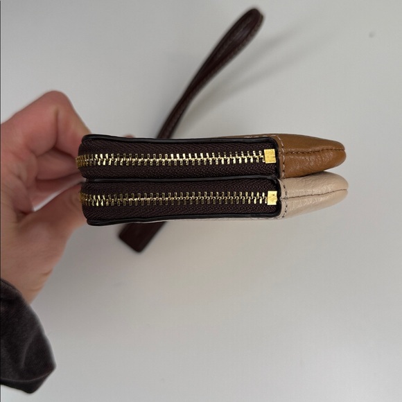 Sold - Picture 8 of 11